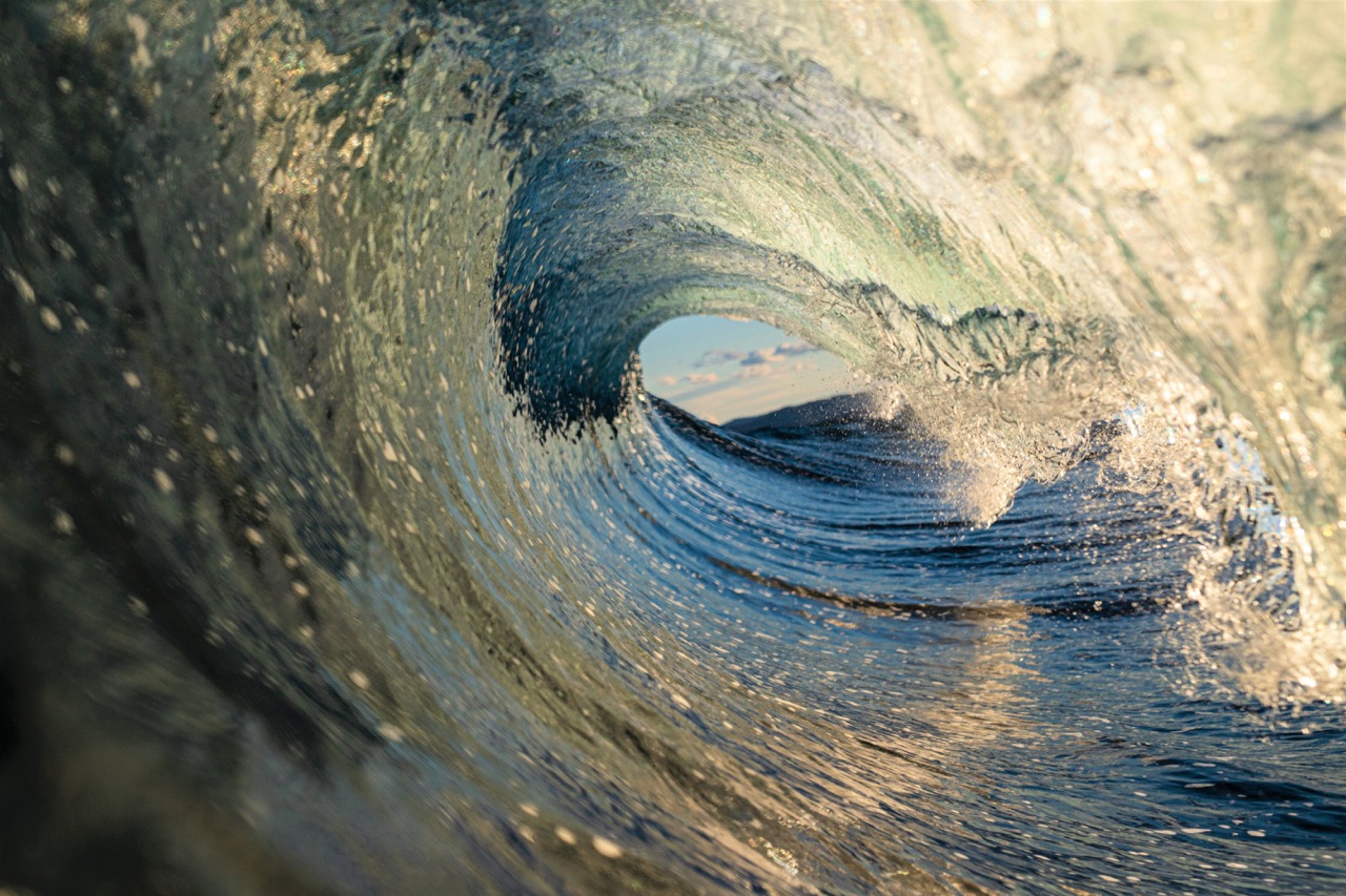 le rouleau d'une vague